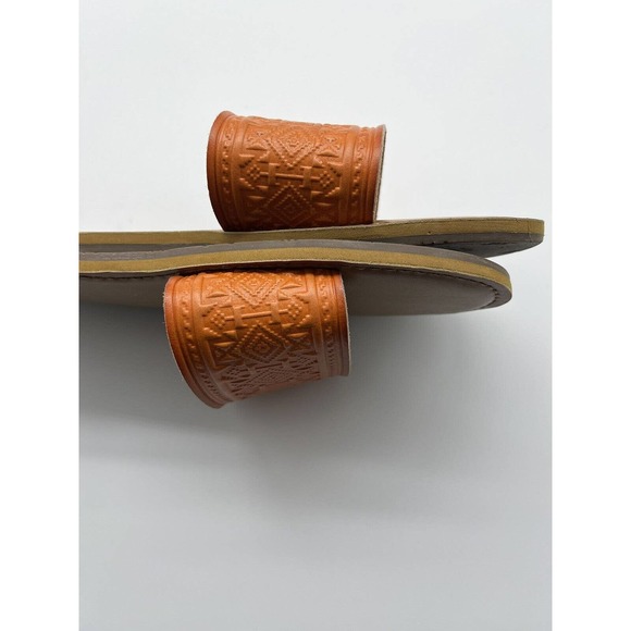 O’Neill Crisp Orange Aztec Embossed Slip On Womens Sandals Size 9 Slides - Picture 7 of 10